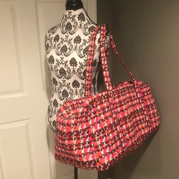 NWOT Vera Bradley Duffel - Picture 1 of 3